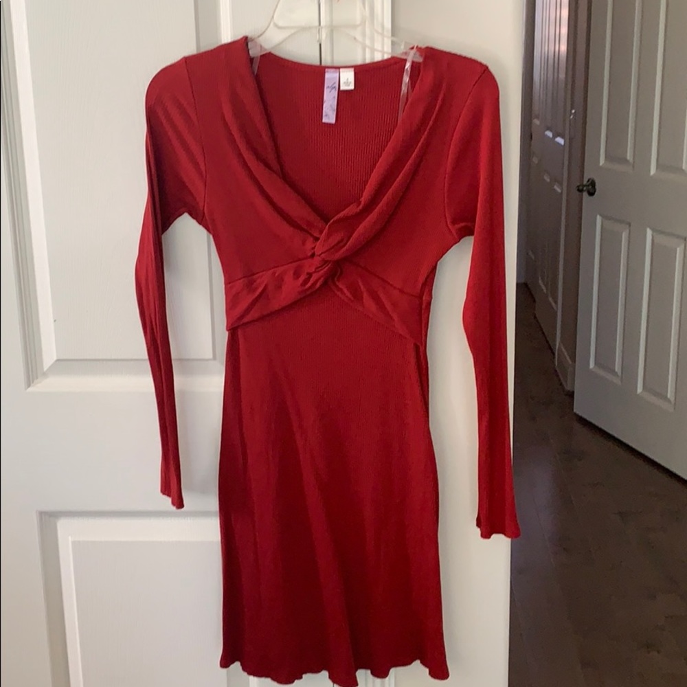 Long sleeve red dress